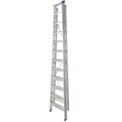 Werner 10 Tread Master Trade Stepladder - BS 2037 EN131 Professional